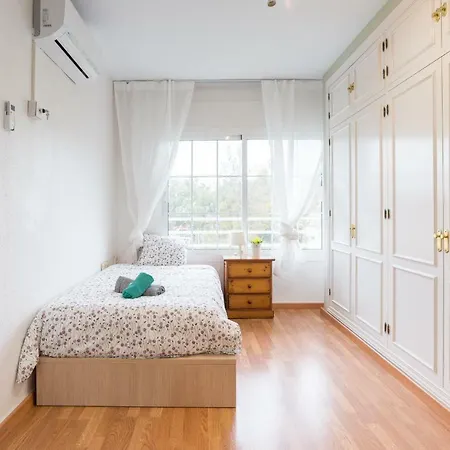 Lu&cia Pedregalejo Holiday home *